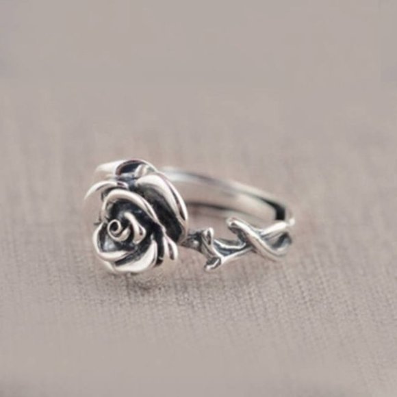 3/$25  🏷️ Vintage Rose Flower Sterling Silver Dainty Ring Elegant Floral Ring - Picture 4 of 11
